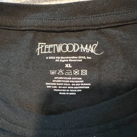 NWOT Fleetwood Mac Tshirt - Picture 3 of 3